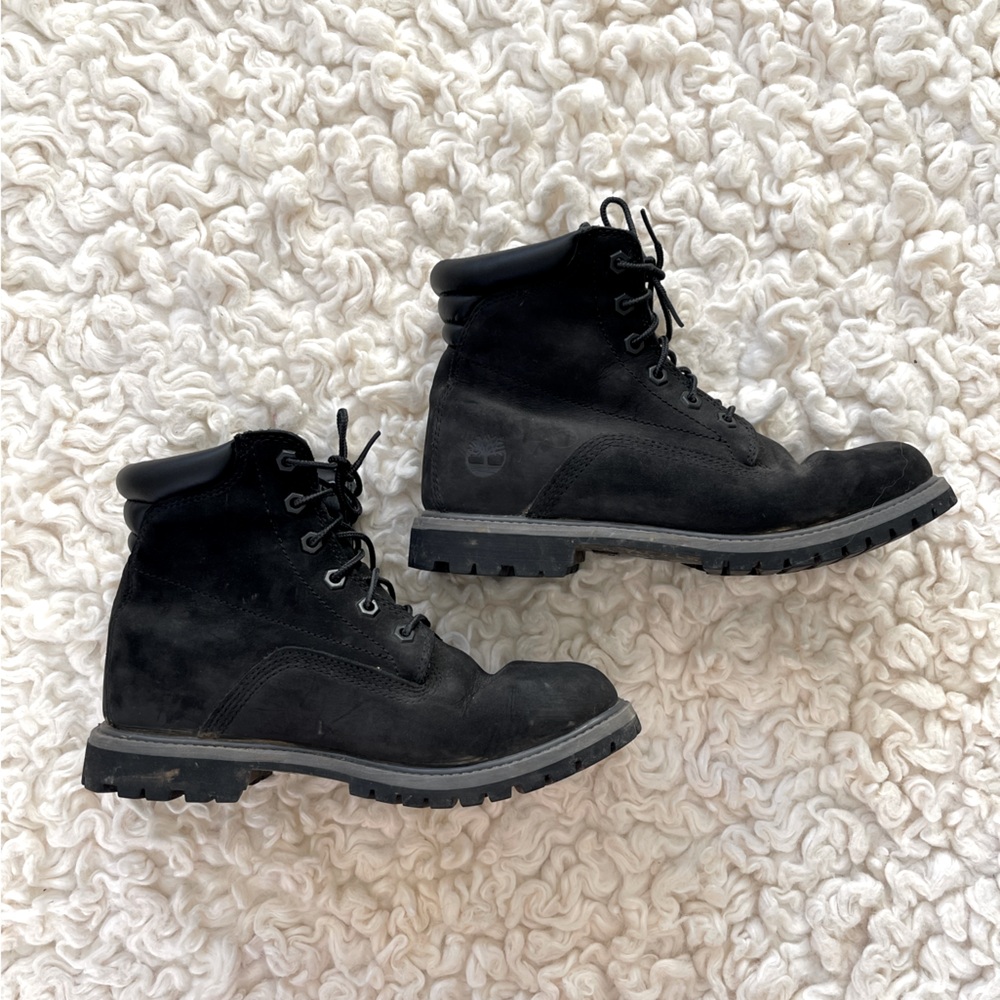 Women’s Black Timberland Boots 8.5